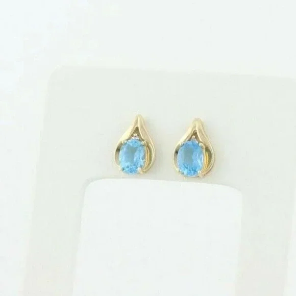 10k Yellow Gold Natural Swiss Blue Topaz and Diamond Earrings Stud Post Earrings